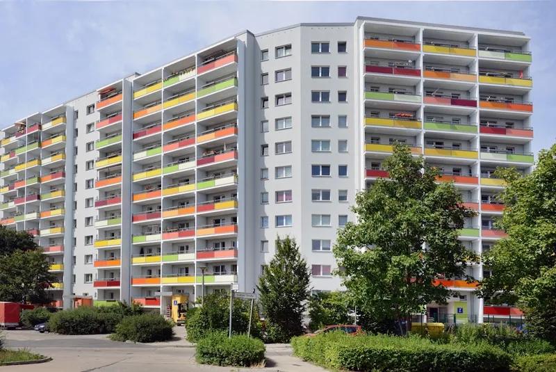 1 Zimmer über den Dächern Berlins — photo 1